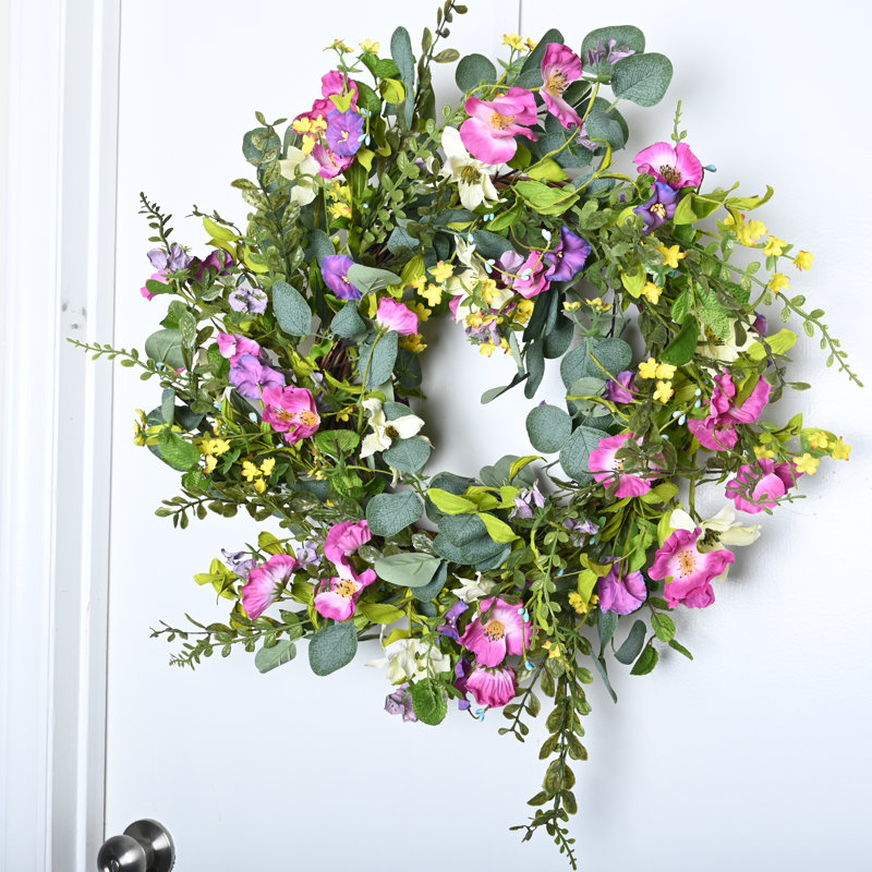 Couronne d'eucalyptus 24 po Spring Pansy pour porte d'entrée