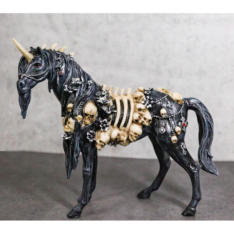 Karaleigh Fantasy & Sci-Fi Statue