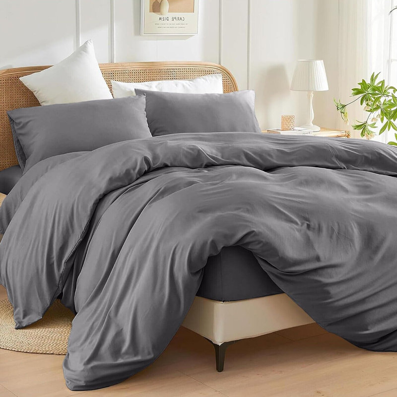 Luxurious 4-Piece Microfiber Duvet Complete Cover Set, Super King Duvet Cover Set + 3 Additional Pieces, Grey