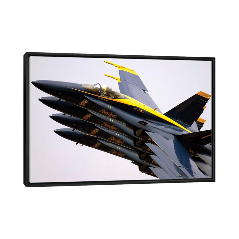 « 4 blue anges f/a-18c hornetse echelon parade », reproduction de photo sur toile, H 18 po x l 26 po x P 1,5 po, Pas de tapis