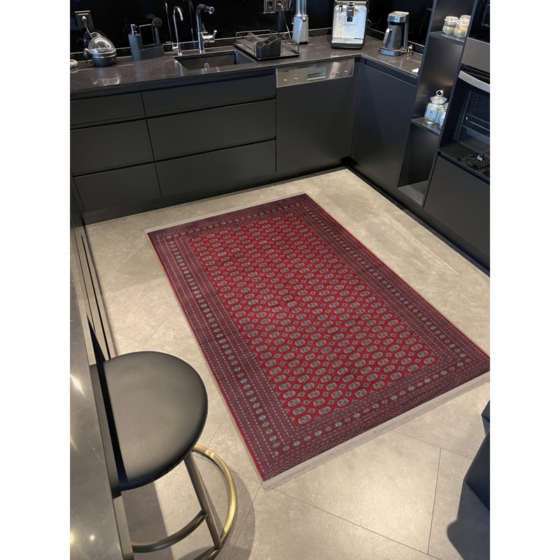 Tapis rouge en polypropylène à imprimé numérique Wallas, Tapis de couloir 4 pi x 8 pi 3 po