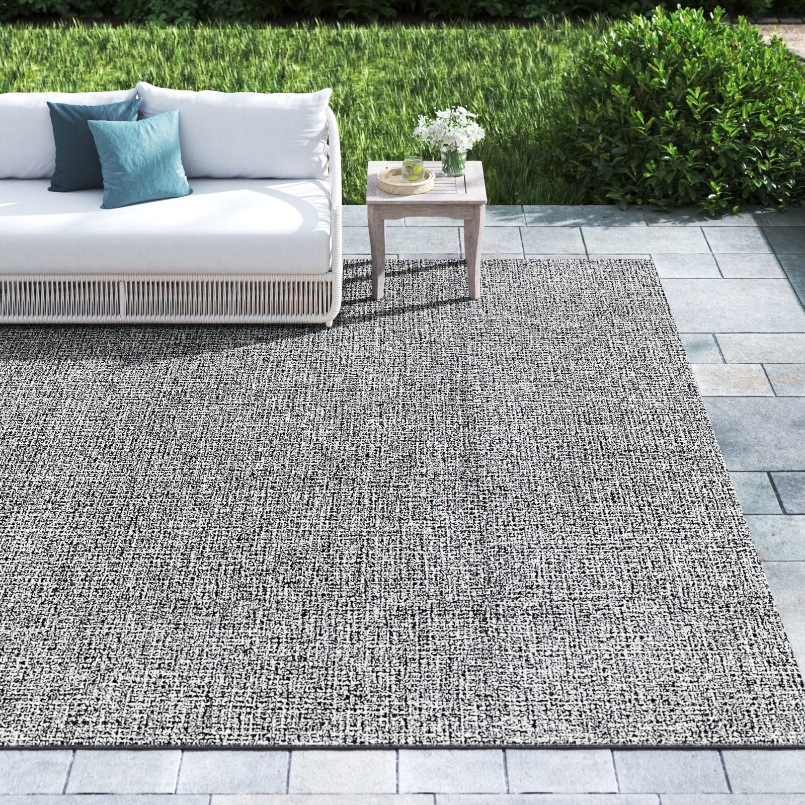 Britley Black White Hand-Tufted Wool Rug, Rectangle 5' x 8'
