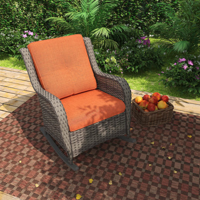 Chaise berçante d'extérieur en osier de qualité supérieure - conception toutes saisons avec structure en acier allié et coussin en tissu doux pour la pelouse et le jardin