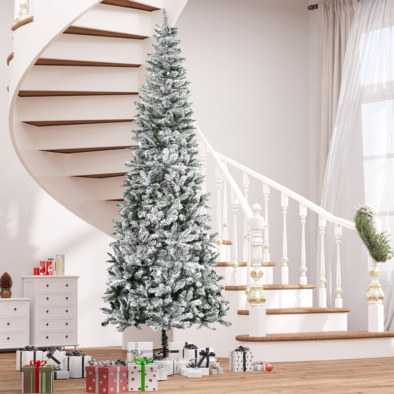 Arbre de Noël floqué floqué / givré, H 9 pi