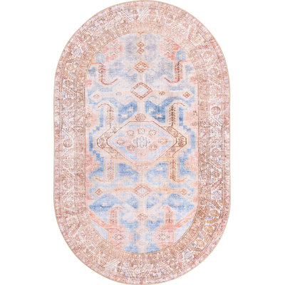Tapis traditionnel bleu Mcclamma