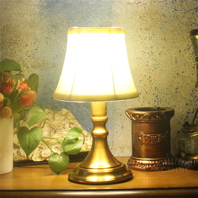 Naoma Metal Table Lamp