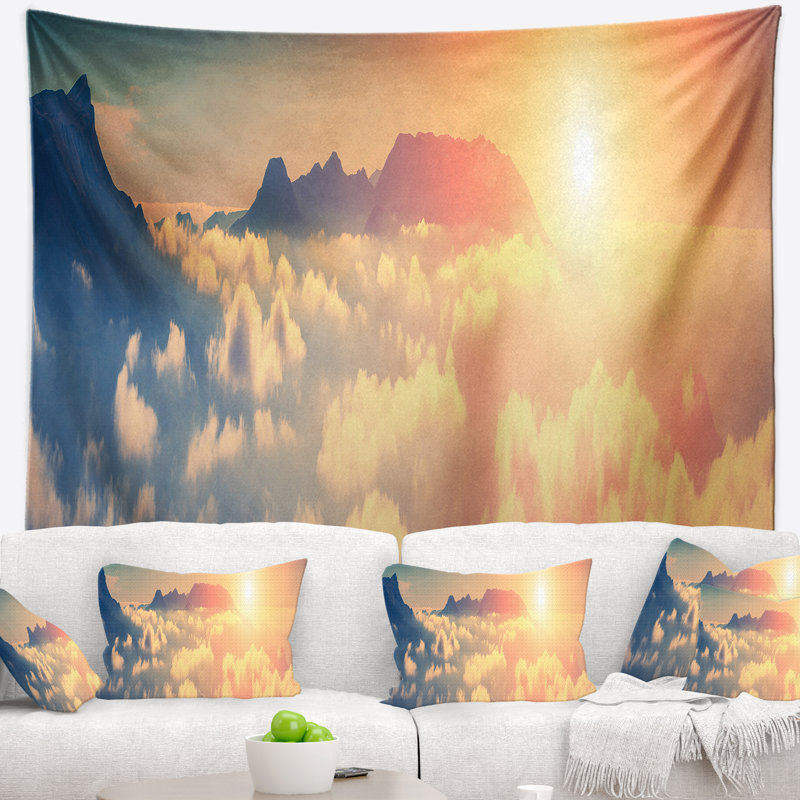 Tapisserie sky landscape au-dessus des nuages flottants, H 32 po x l 39 po