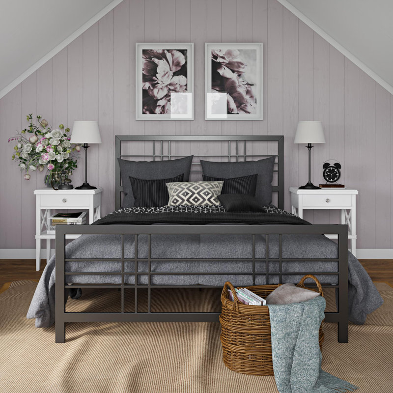 Boghos Metal Bed, Double (4'6)