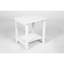 Chaise blanche avec table d'appoint. Détendez-vous dans un fauteuil confortable. . Résiste aux éléments. Table simple à assembler blanche. Confortable. Vers les changements climatiques. Assembler