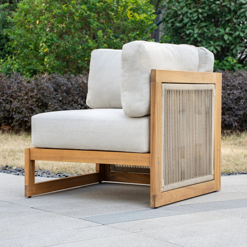 Outdoor Lounge Chair