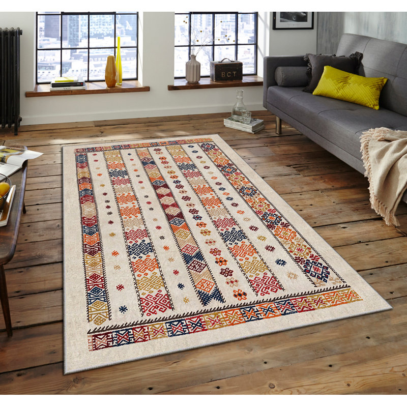 Luxurious Non-Slip Area Rug, 4.0 x 5.9 Feet, 100% Polyester, 740g/m² | Velvet Fabric with Digital Print | Easy-Clean Laminated Sponge Underside, Machine Washable | Perfect for Living Room, Bedroom & Home Decor