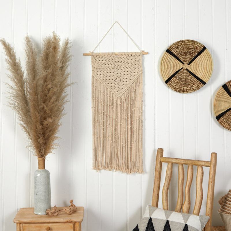 Décoration murale en macramé