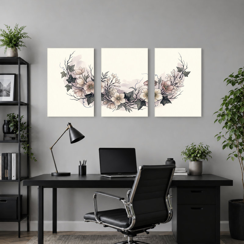 «Cream Hellebores and Ivy in Mute Watercolor», ensemble de 3 toiles, H 30 po x l 20 po x 3 pièces