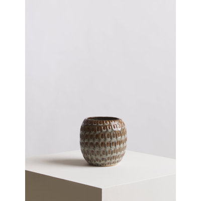 Dequavious Ceramic Pot Planter