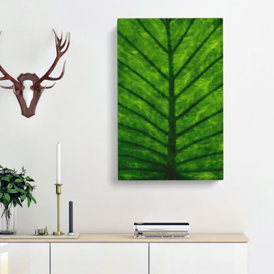 Green Leaf Lines - Wrapped Canvas Painting