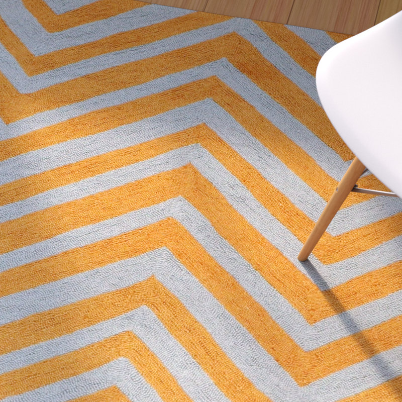 Tapis orange Adaija, 7 pi 6 po x 9 pi 6 po