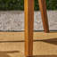 Chaise de salle à manger avec coussins bleus pour s'amuser au bord de la piscine - aspect bois classique, confortable, construction cour, bord de piscine, conception de jardin, construction, eau-1774453567-1774453566
