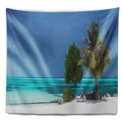 Seascape beach avec sable blanc et tapisserie d’eau turquoise