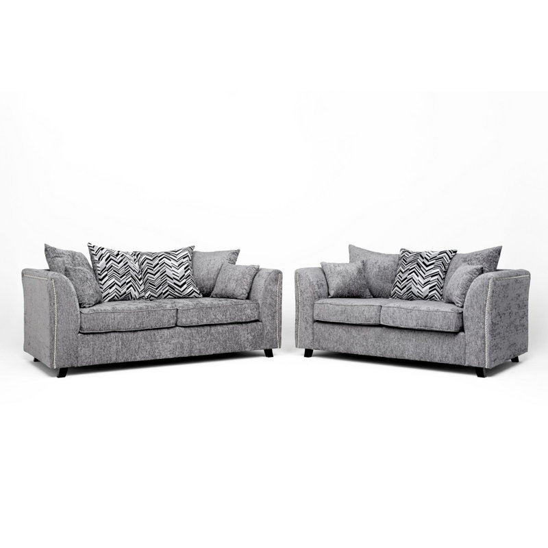 Chulmleigh 2 - Piece Living Room Set