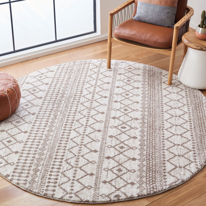 Lylah Performance Southwestern Rug, Round 6'7"