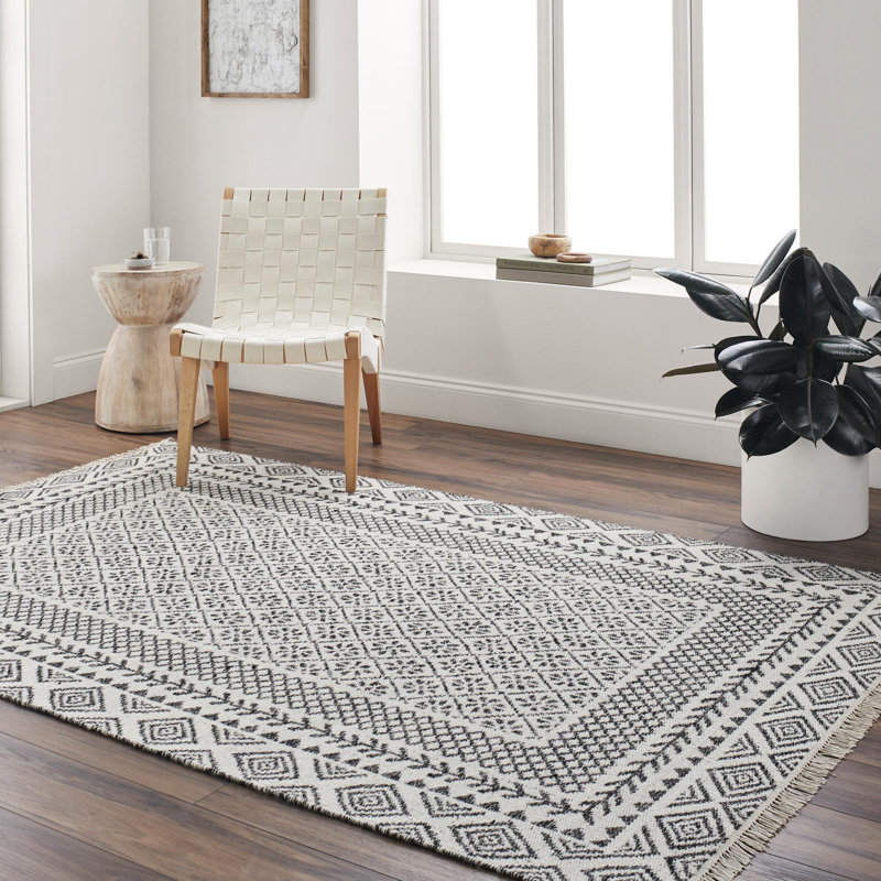 Kenyatta Wool Oriental Indoor Rug, Rectangle 8' x 10'