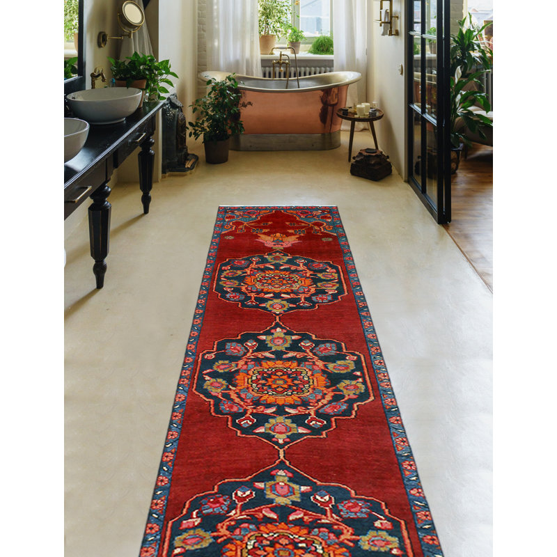 Khylar Distressed Husna Red Runner