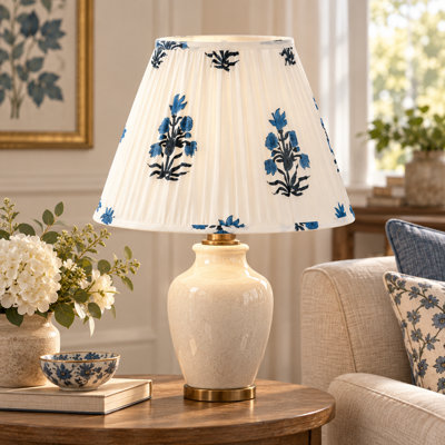 Abat-jour en coton plissé fleuri bleu azur | Abat-jour en tissu fabriqué à la main pour lampes de table | 14 po de diamètre inférieur x 10 po de hauteur x 7 po de diamètre supérieur