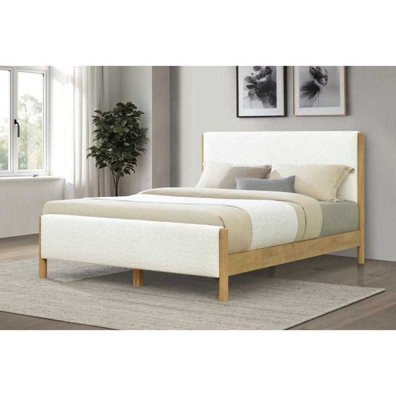 Grand lit tapissier moderne blanc, pieds en bois et en bois d'hévéa, surface douce pour une chambre confortable, lit sans sommier avec rembourrage en mousse naturelle et confortable