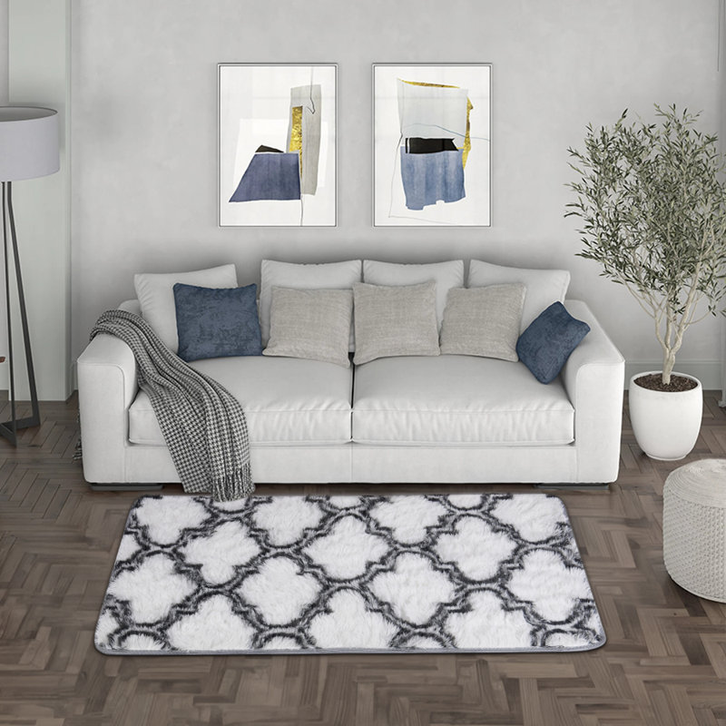 Damask Faux Sheepskin Area Rug, Rectangle 60 x 120 cm