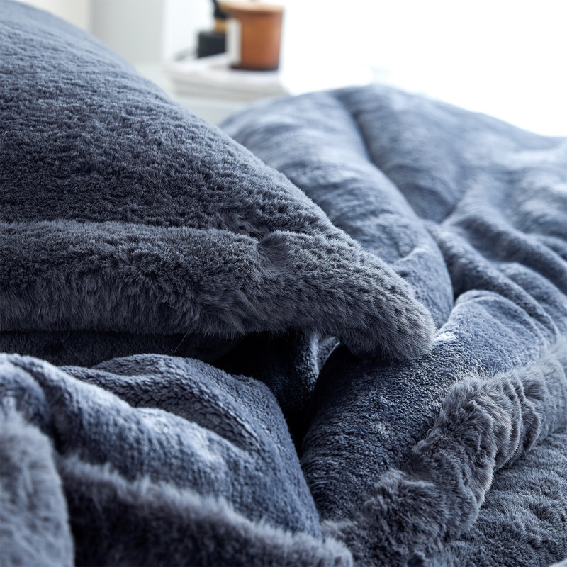 Chunky Bunny Coma Inducer Faux Fur Oversized Comforter Set, King Comforter + 2 King Shams, Blue