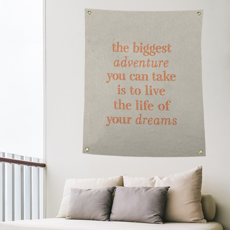 Tapisserie en polyester, le plus grand témoignage de citation adventure, H 80 po x l 59 po, Blanc / Orange