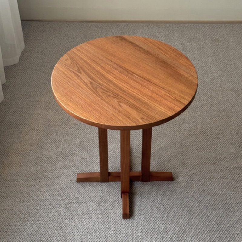 Brown Bround Solid Wood Dining table