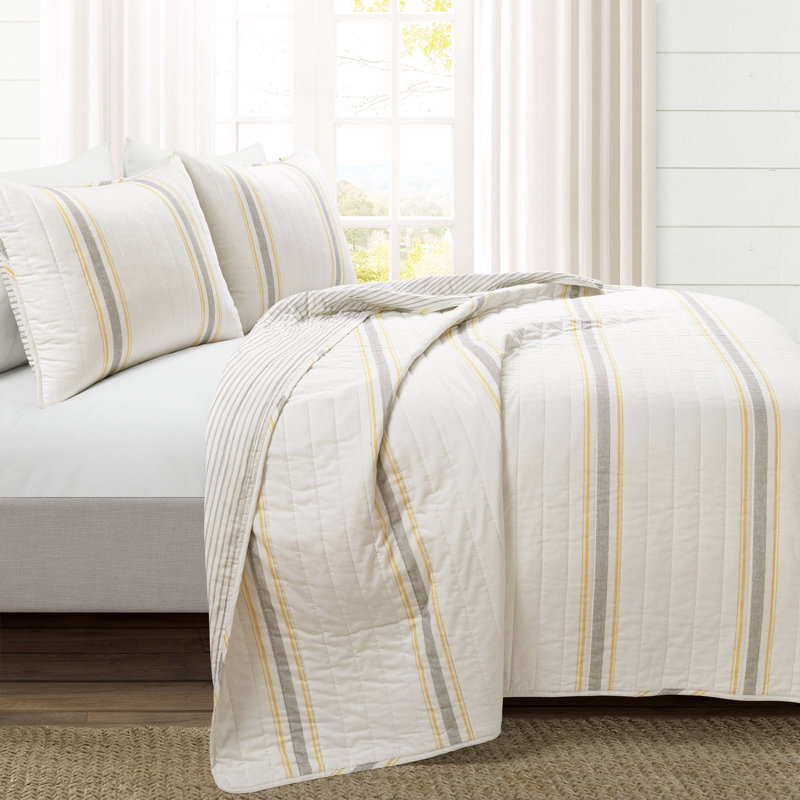 Gilroy Farmhouse / Country Cotton Striped Quilt, Queen Quilt + Standard 2 Shams, Yellow