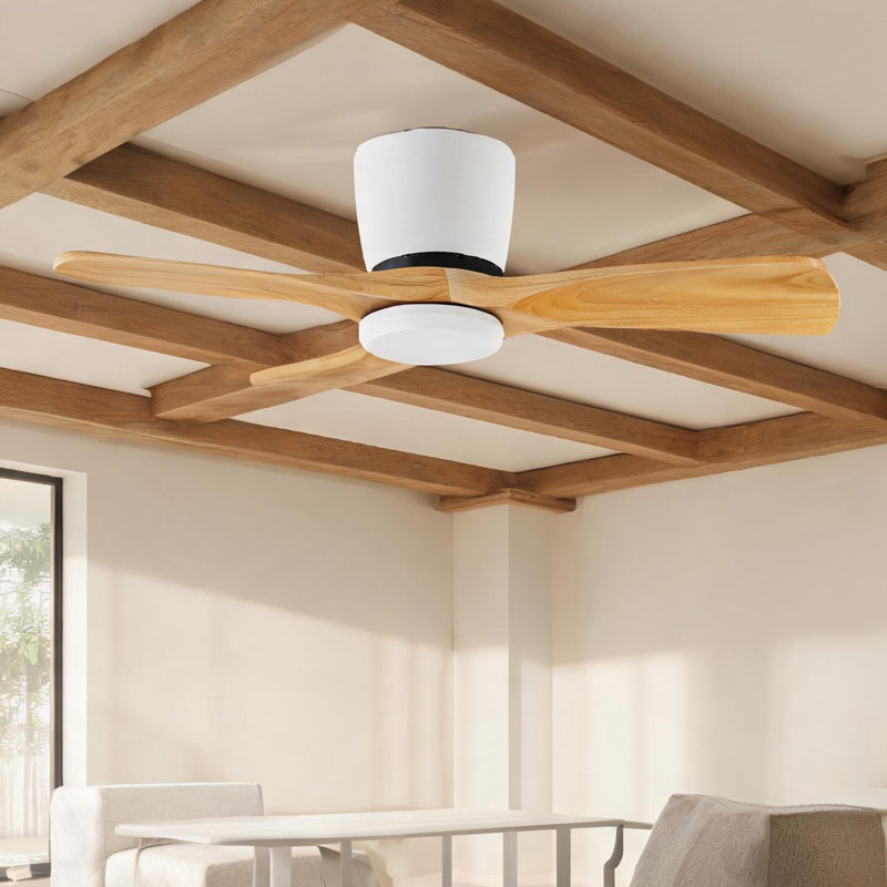 Ventilateur de plafond encastré en bois de couleur blanche avec une lame de 52 pouces et une télécommande pour les salons de ferme