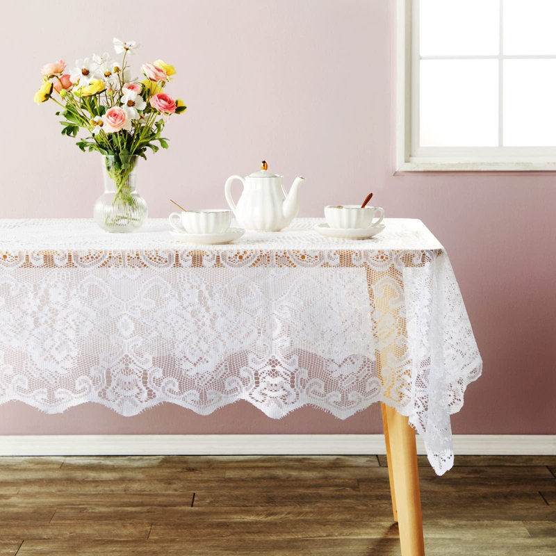 Nappe blanche en dentelle pour tables rectangulaires, nappes de mariage de style rétro (60 x 97 pouces)