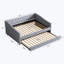 Lit de jour rembourré pleine grandeur avec lit gigogne simple, canapé-lit capitonné avec dossier capitonné et accoudoirs cloutés en laiton-1944249709-1944249706