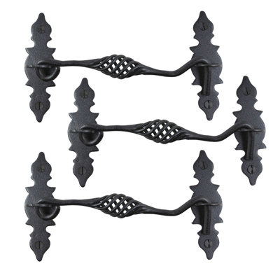Wrought Iron Cabin Hook Cage Design Latch