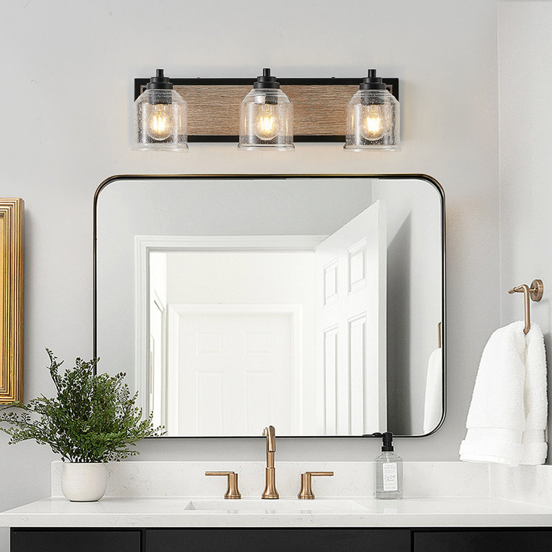 Éclairage pour meuble-lavabo de ferme 3 lumières avec abat-jour en verre bullé au fini noir et bois, Trois lumières