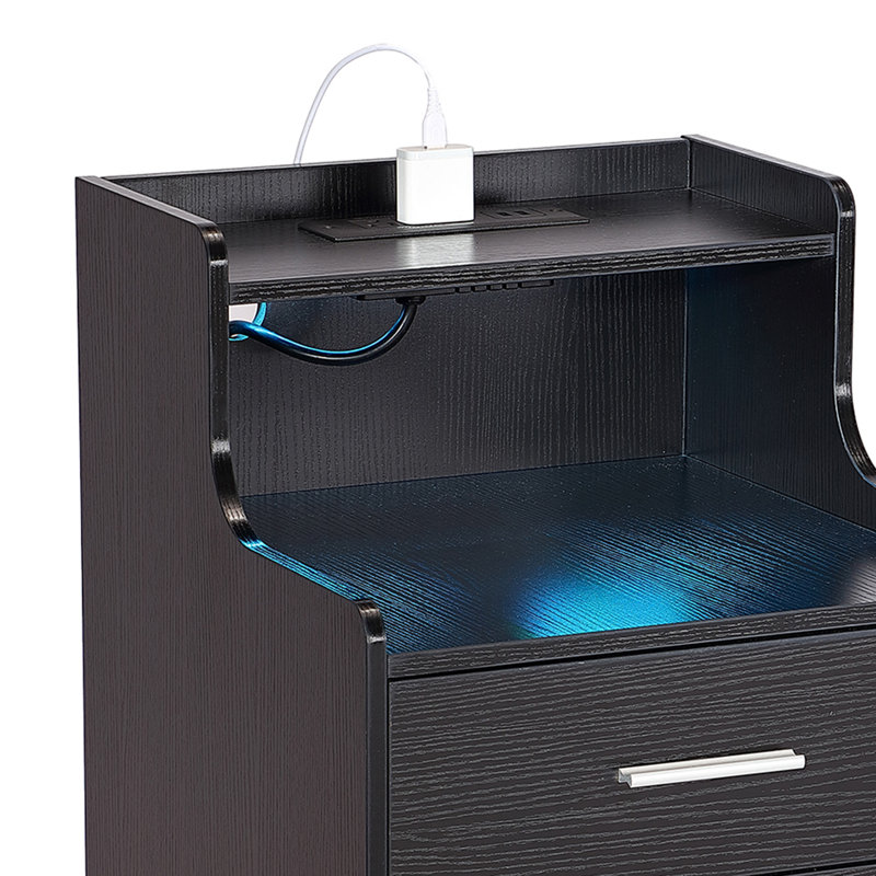 Daniza 15.7'' W Nightstand