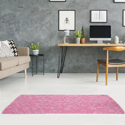 Tapis de zone rose triangles dispersed