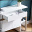 Buffet de cuisine Modernize avec 4 tablettes, parfait pour les solutions de rangement encombrantes et élégantes