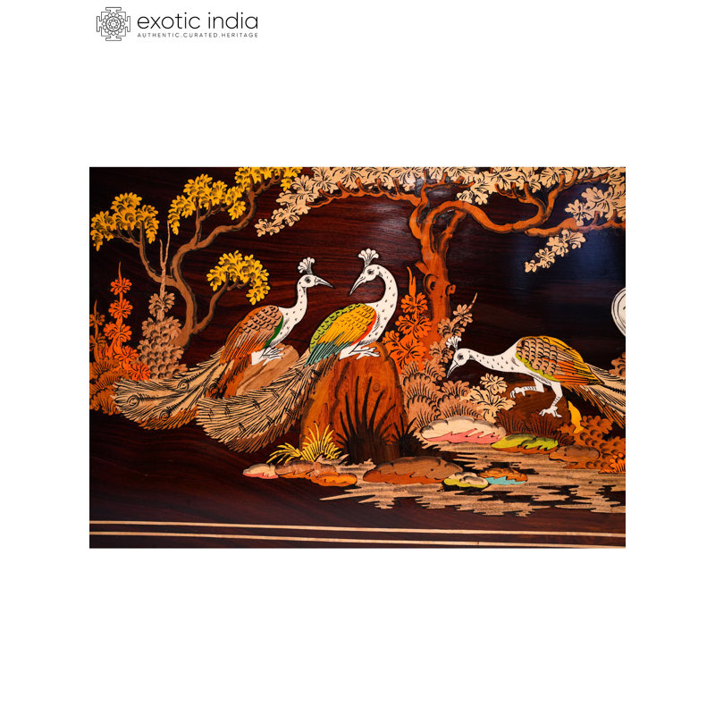 Peinture sur bois 30 po en paon dans la jungle 3D - panneau de bois de rose de couleur naturelle avec incrustation traditionnelle