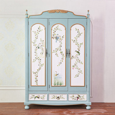 Garde-robe de style américain peinte rétro