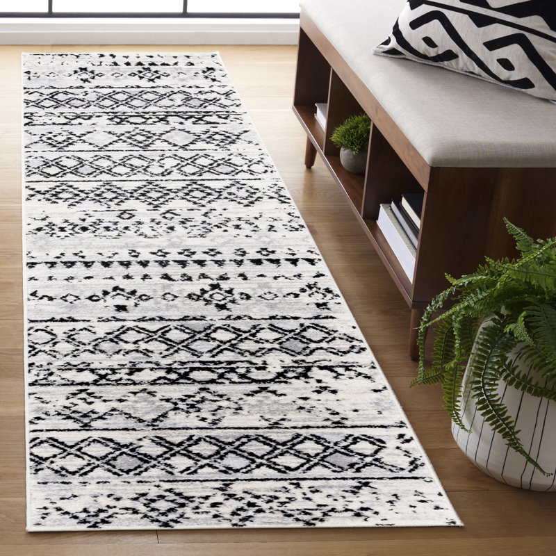 Sachiko Tulum Performance Southwestern Rug, Runner 2' x 8'