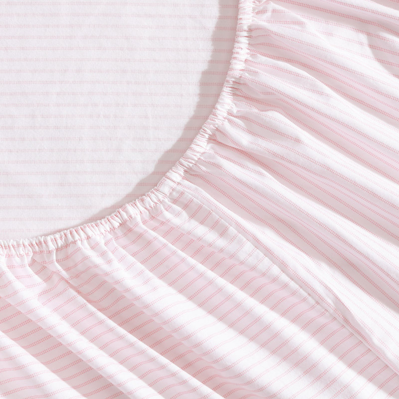 Laura Ashley Solid Ruffled Cotton Bed Skirt, Grand lit, Rayures de coutil Jaynie - rose
