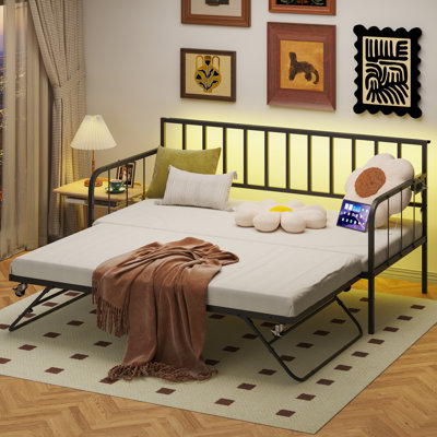 Lit de jour simple avec lit gigogne, structure de lit en métal pour chambre d'amis, peu encombrant, conception esthétique moderne, support robuste, rangement inférieur, installation facile et lattes sophistiquées.