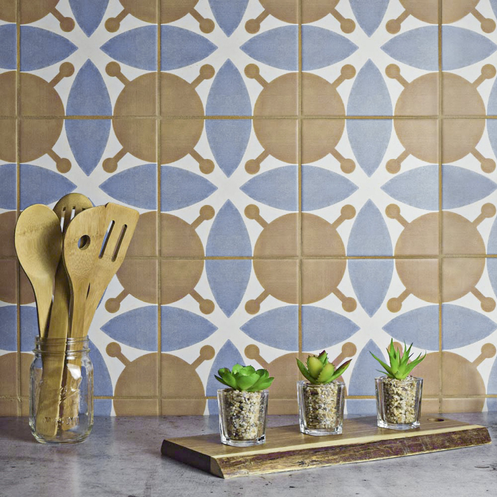 Revival 8" x 8" Ceramic Patterned Tile