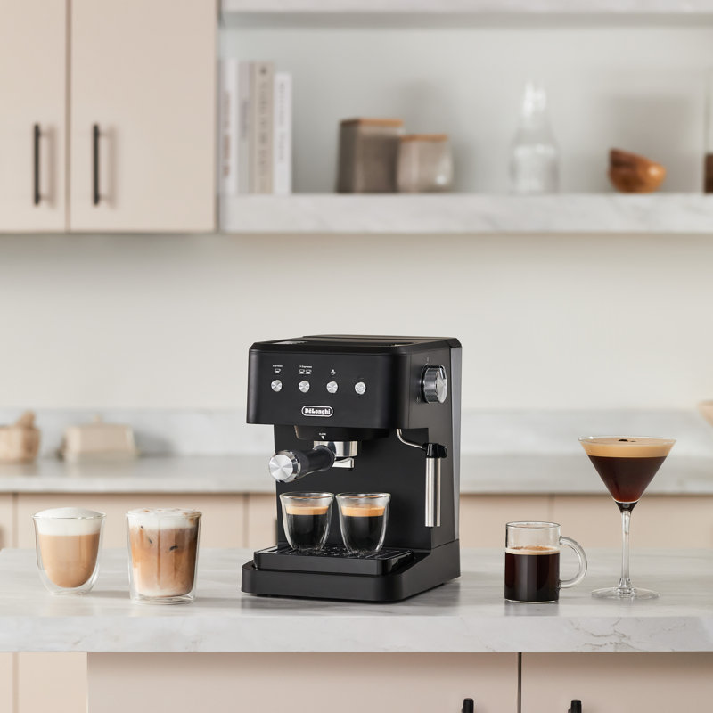 De’Longhi Stilosa 15-Bar Black Espresso Machine with Steam Wand and Programmable Shot Volume