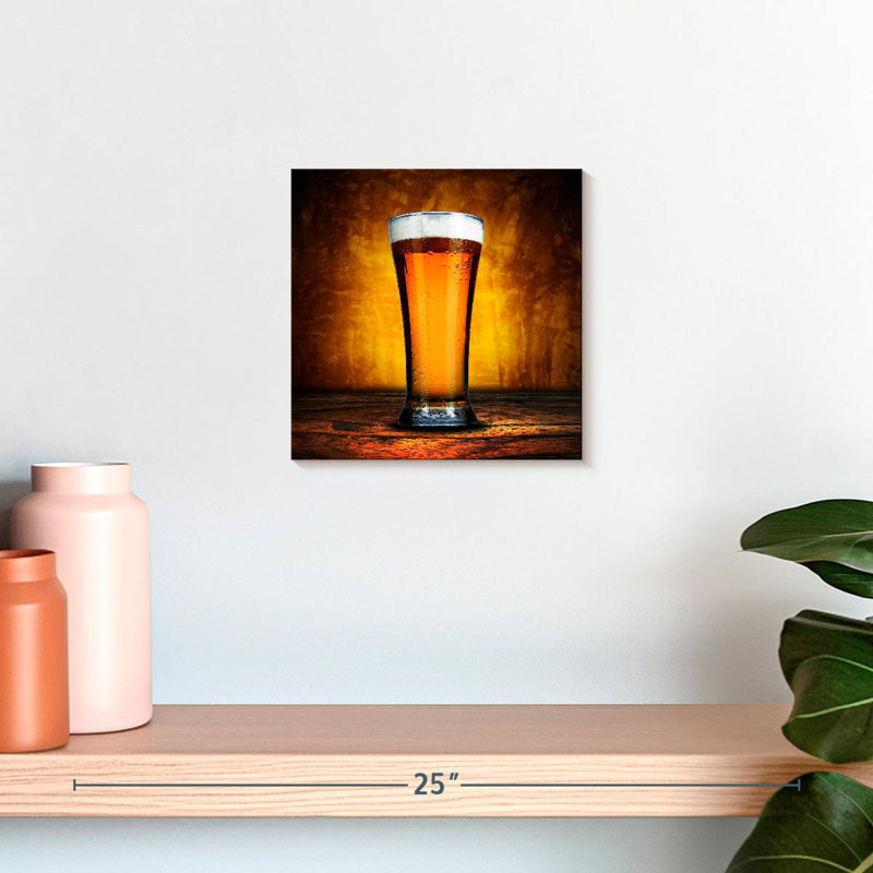 Grand verre de bière Yarlin, H 10 po x l 10 po