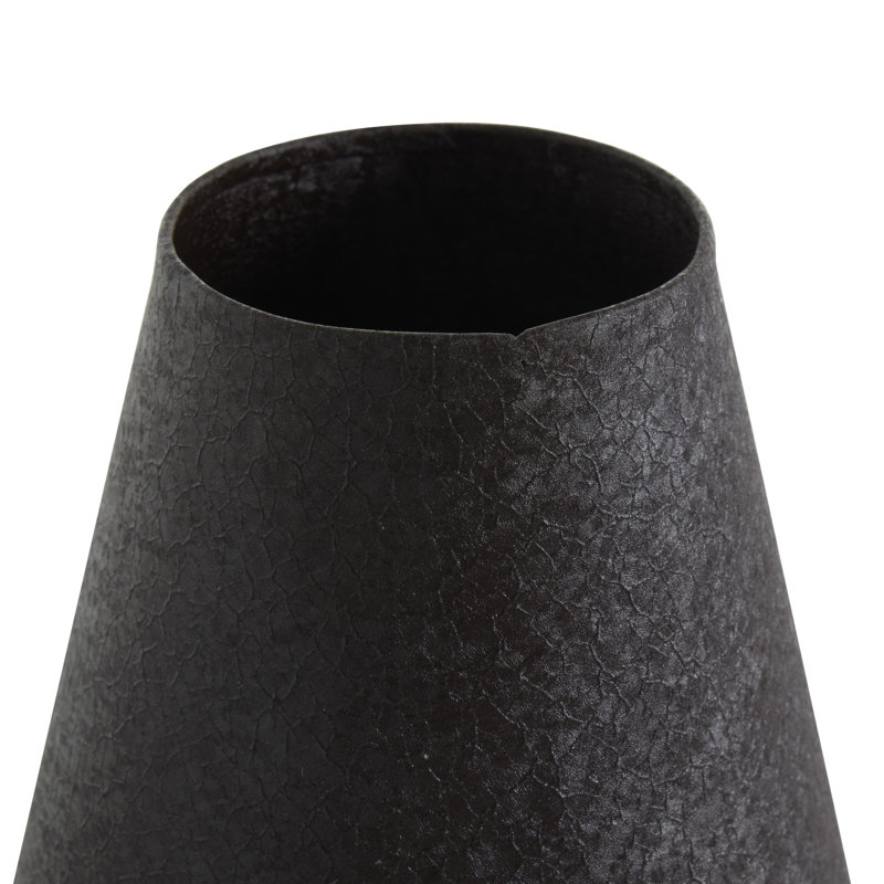 Vase de table en métal Adina